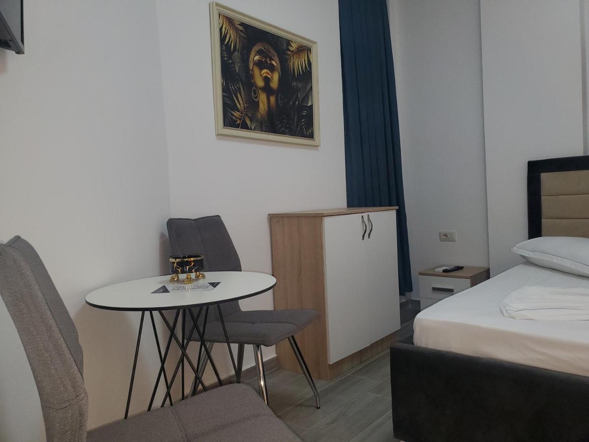 Bs Hotel Dıraç Dış mekan fotoğraf