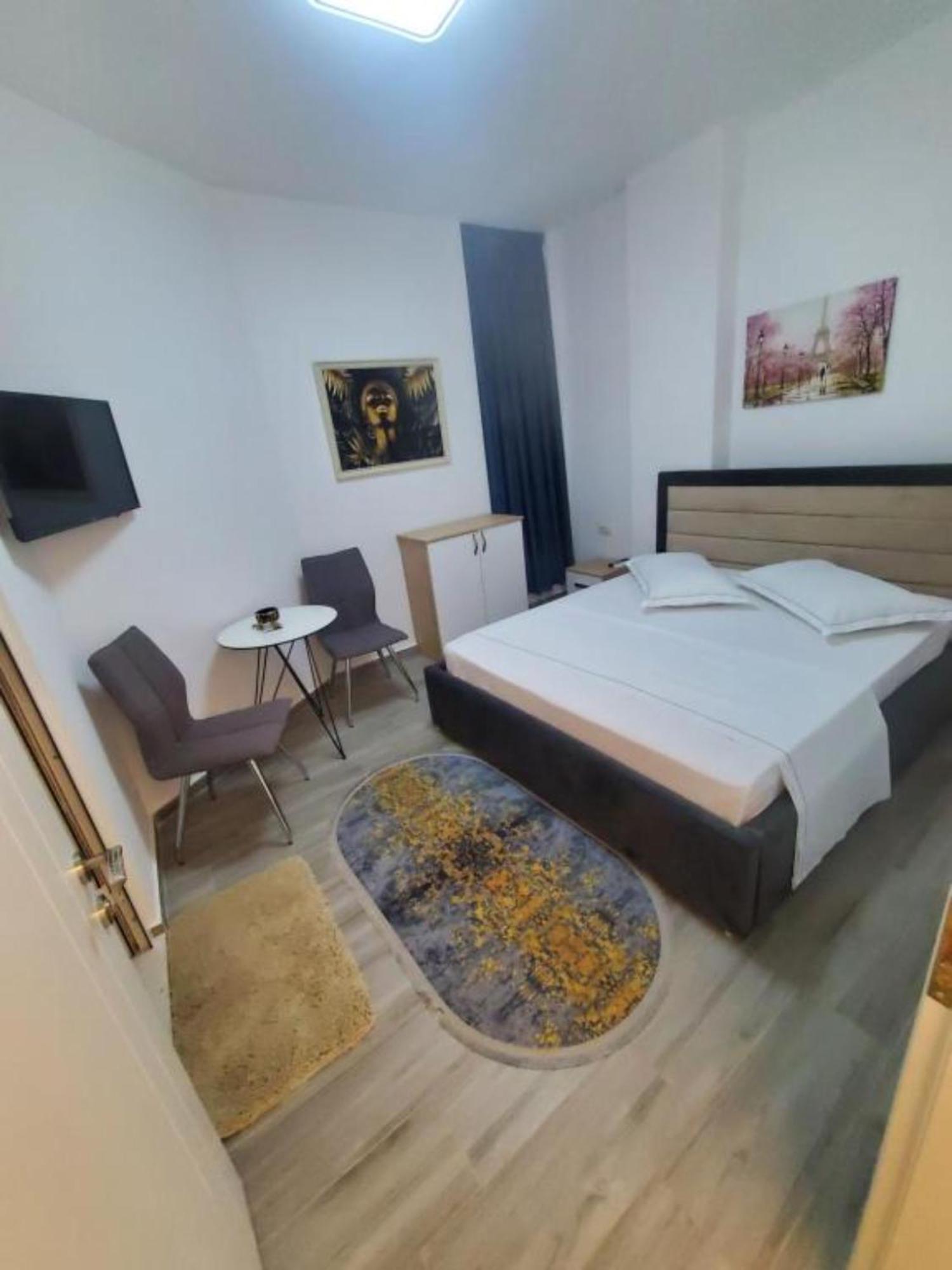Bs Hotel Dıraç Dış mekan fotoğraf