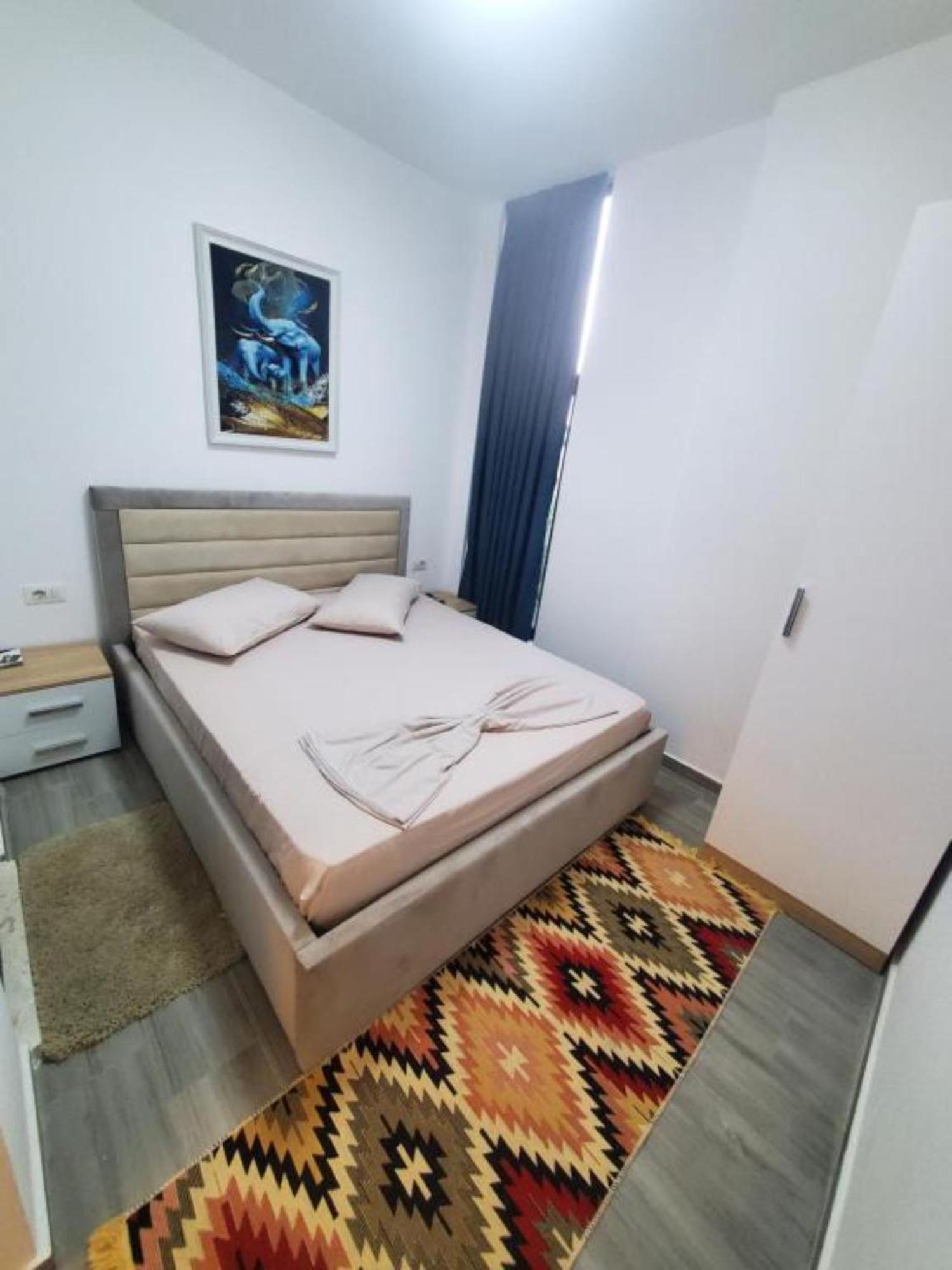 Bs Hotel Dıraç Dış mekan fotoğraf